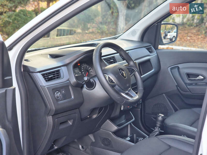 Грузовой фургон Renault Express 2023 в Дрогобыче