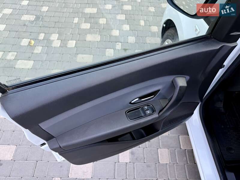 Мінівен Renault Express 2023 в Одесі фото 28 Мінівен Renault Express 2023 в Одесі