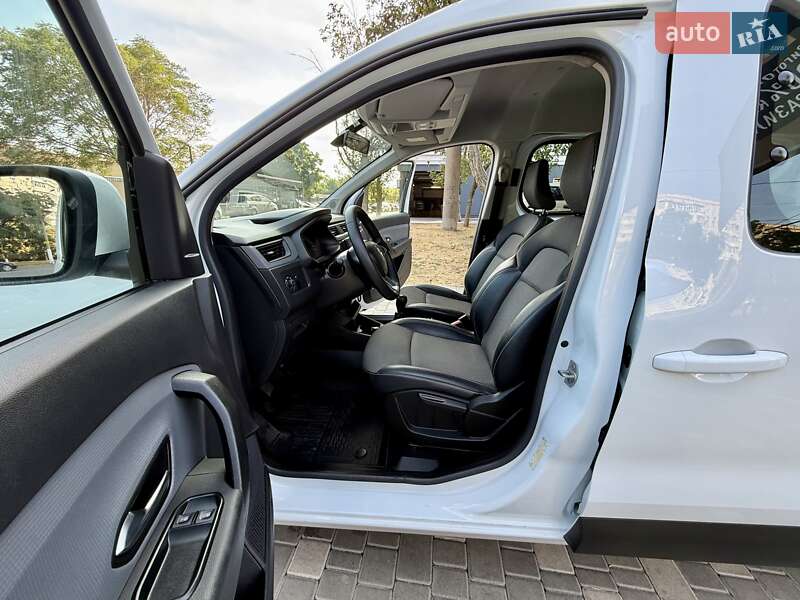 Мінівен Renault Express 2023 в Одесі фото 32 Мінівен Renault Express 2023 в Одесі