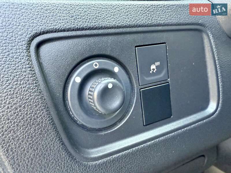 Мінівен Renault Express 2023 в Одесі фото 39 Мінівен Renault Express 2023 в Одесі