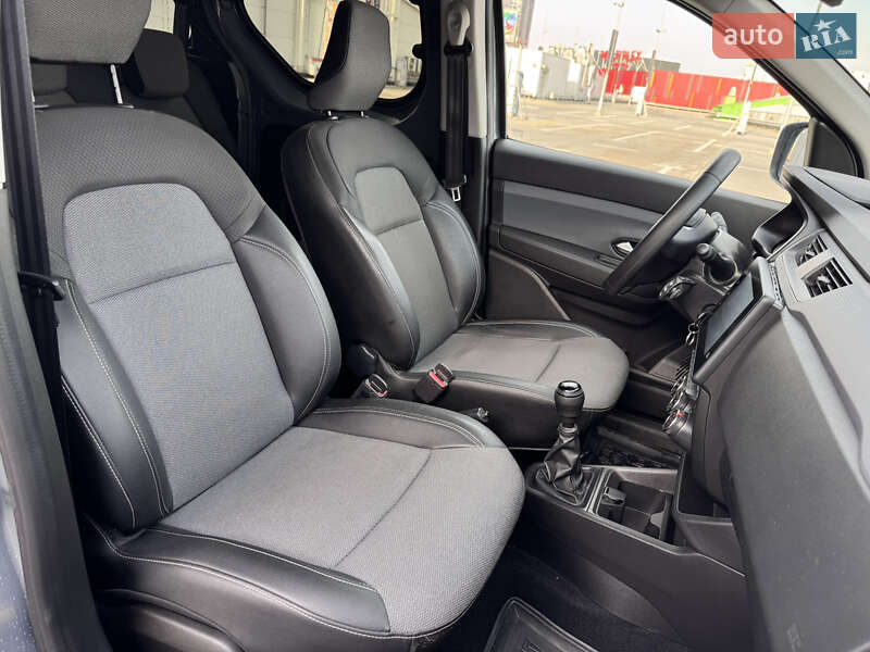 Минивэн Renault Express 2024 в Киеве