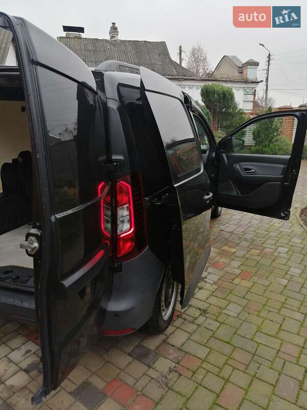 Вантажний фургон Renault Express 2021 в Умані