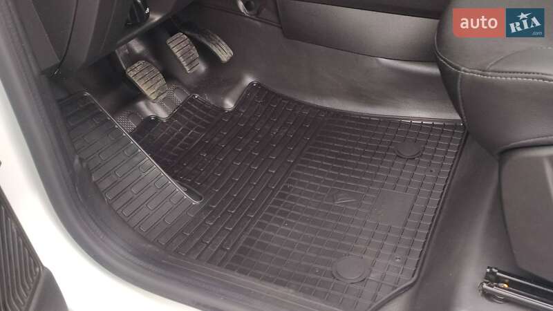 Вантажний фургон Renault Express 2023 в Дрогобичі