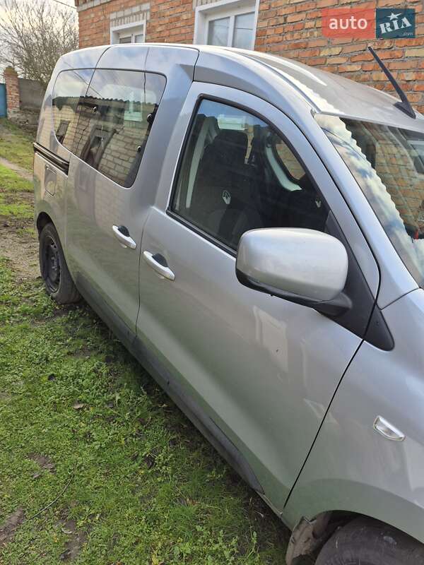 Минивэн Renault Express 2022 в Устиновке