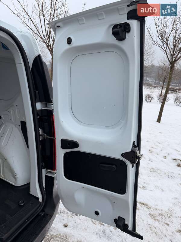 Вантажний фургон Renault Express 2023 в Ірпені