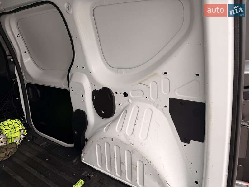 Вантажний фургон Renault Express 2023 в Ірпені