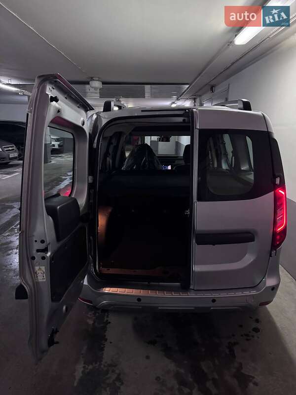 Мінівен Renault Express 2021 в Києві фото 18 Мінівен Renault Express 2021 в Києві