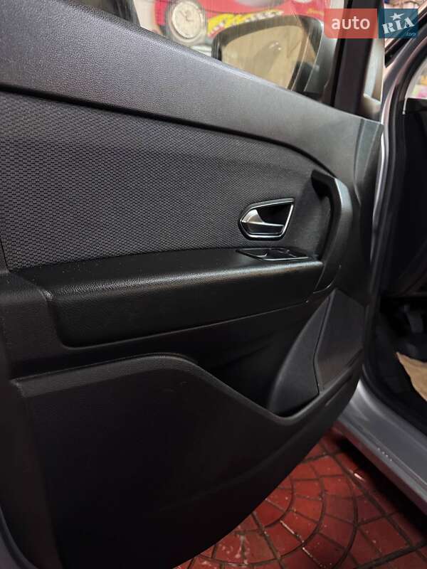 Мінівен Renault Express 2021 в Києві фото 41 Мінівен Renault Express 2021 в Києві