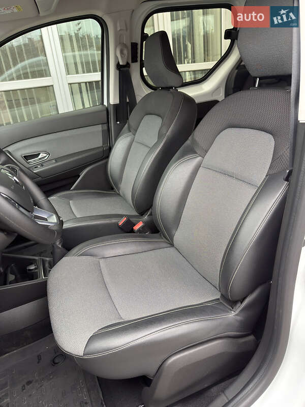 Минивэн Renault Express 2022 в Одессе фото 10 Минивэн Renault Express 2022 в Одессе