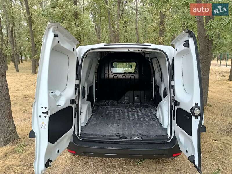 Грузовой фургон Renault Express 2023 в Кропивницком фото 7 Грузовой фургон Renault Express 2023 в Кропивницком