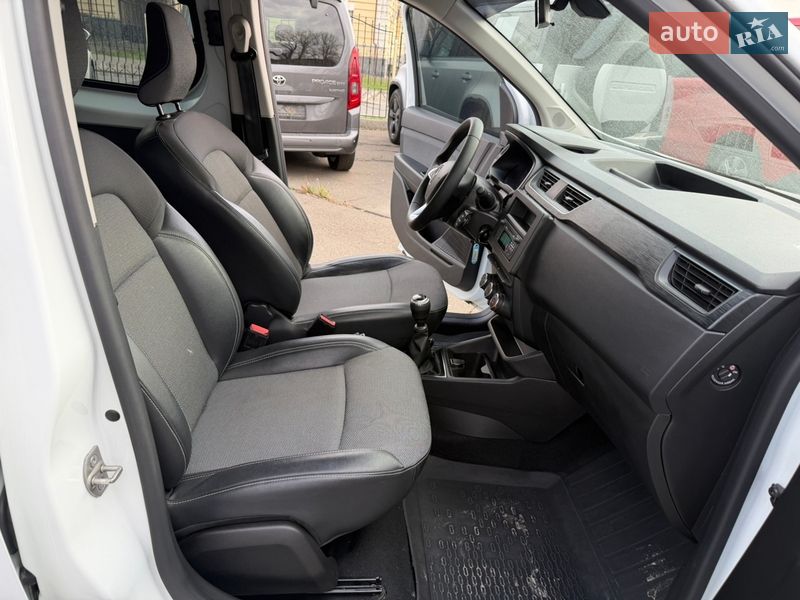 Минивэн Renault Express 2022 в Киеве фото 17 Минивэн Renault Express 2022 в Киеве