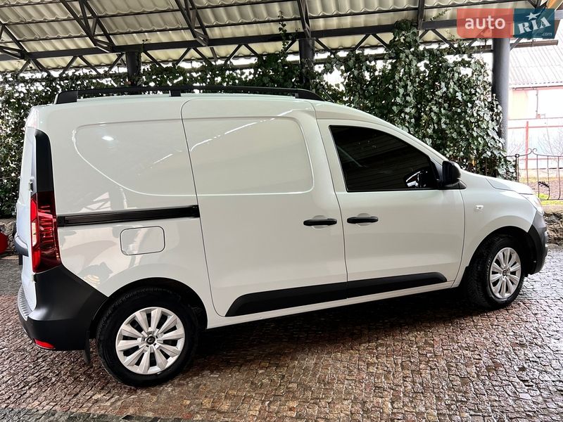 2022 Renault Express, VIN VF1RJK00568944482:plate — zdjęcie 1 (autoria)