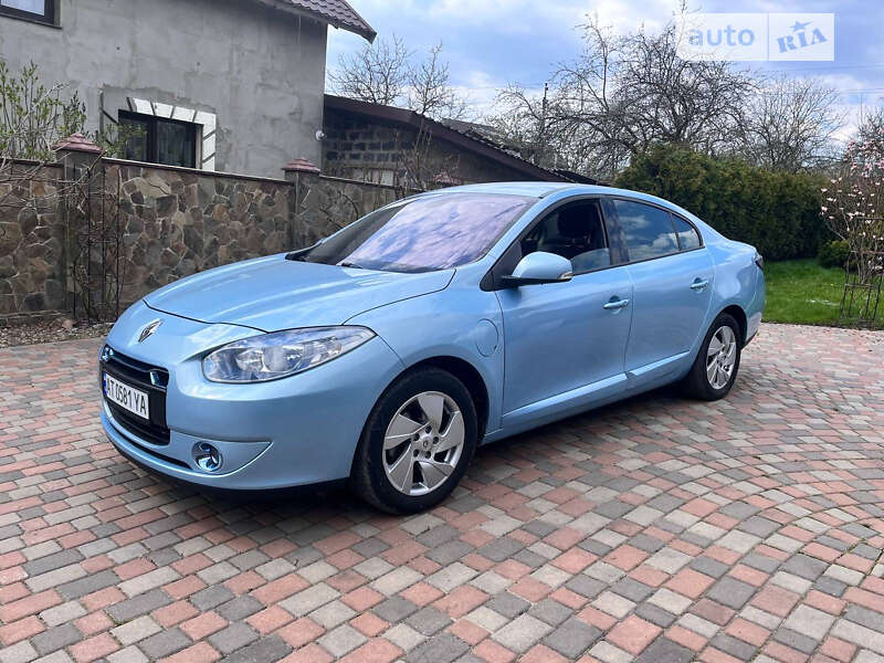 Седан Renault Fluence Z.E. 2012 в Калуше