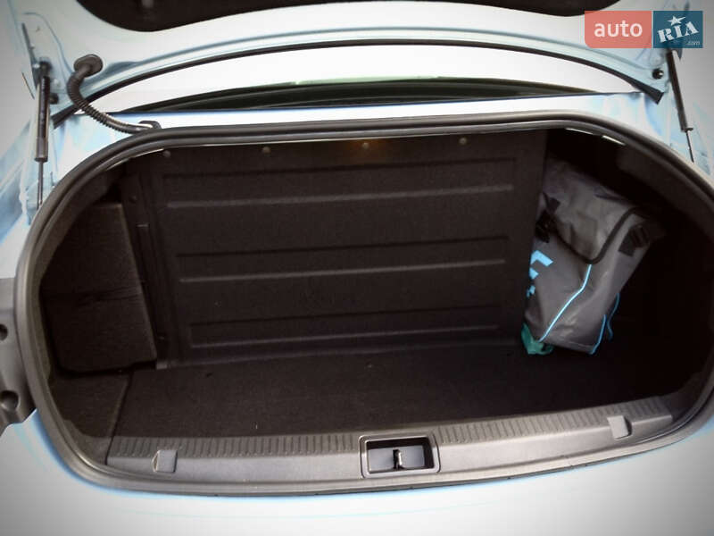 Седан Renault Fluence Z.E. 2012 в Житомире