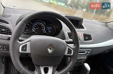 Седан Renault Fluence Z.E. 2013 в 