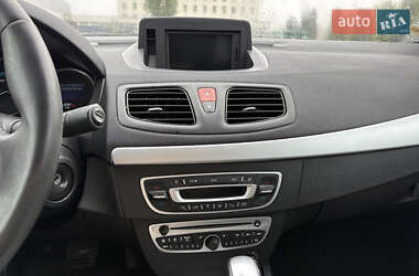 Седан Renault Fluence Z.E. 2013 в 