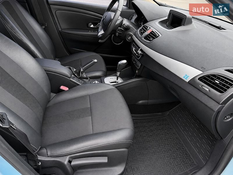 Renault Fluence Z.E., photos from the listing
