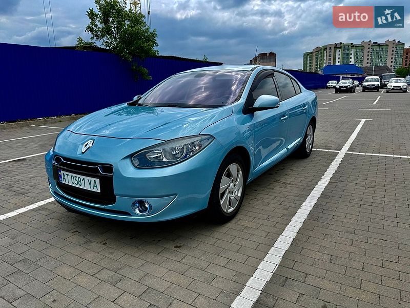 Renault Fluence Z.E. 2012