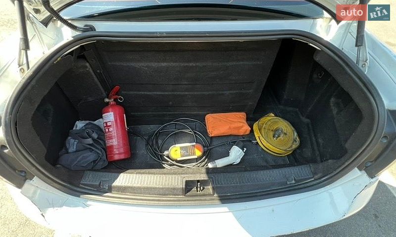 Седан Renault Fluence Z.E. 2011 в Ужгороде