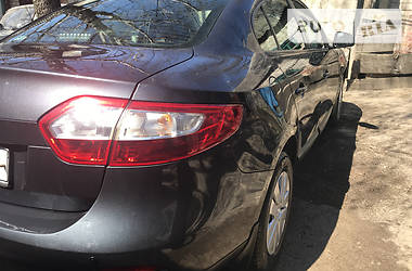Седан Renault Fluence 2010 в 