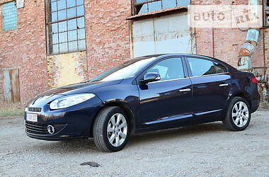 Седан Renault Fluence 2012 в 