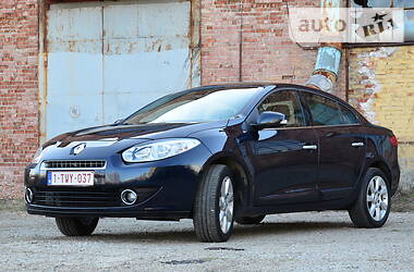 Седан Renault Fluence 2012 в 
