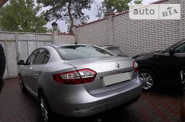 Седан Renault Fluence 2010 в Киеве