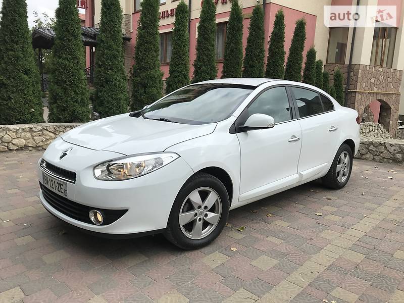 Седан Renault Fluence 2011 в Тернополі