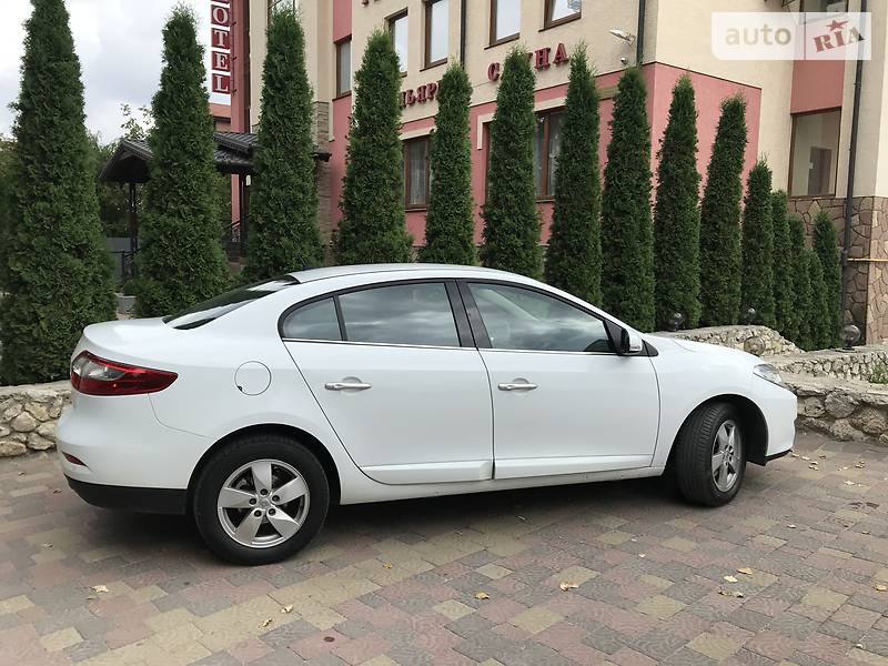 Седан Renault Fluence 2011 в Тернополі