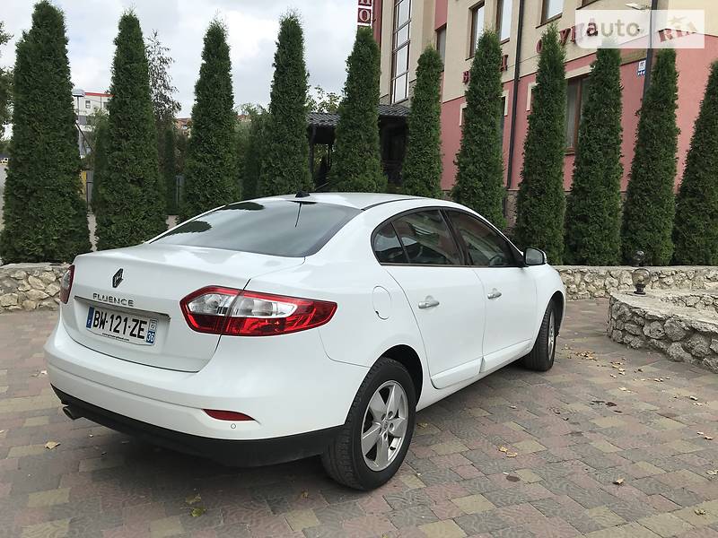 Седан Renault Fluence 2011 в Тернополі