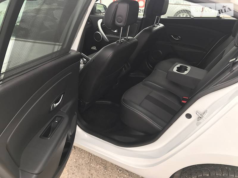 Седан Renault Fluence 2011 в Тернополі