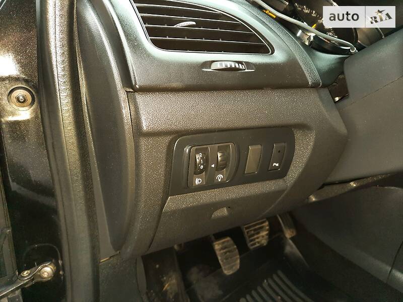 Седан Renault Fluence 2011 в Івано-Франківську
