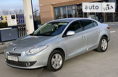 Седан Renault Fluence 2010 в Днепре