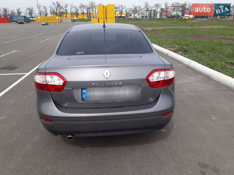 Седан Renault Fluence 2010 в Киеве