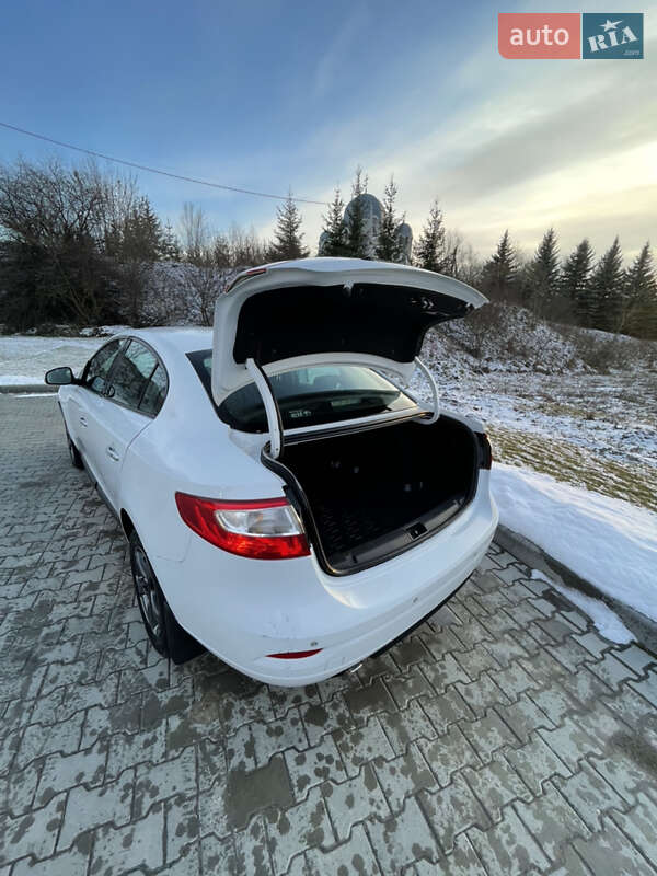 Седан Renault Fluence 2014 в Тернополі