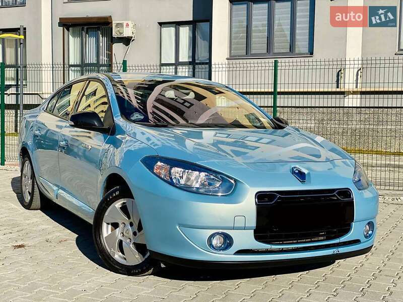 Седан Renault Fluence 2012 в Калуше