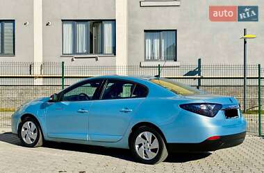Седан Renault Fluence 2012 в Калуші