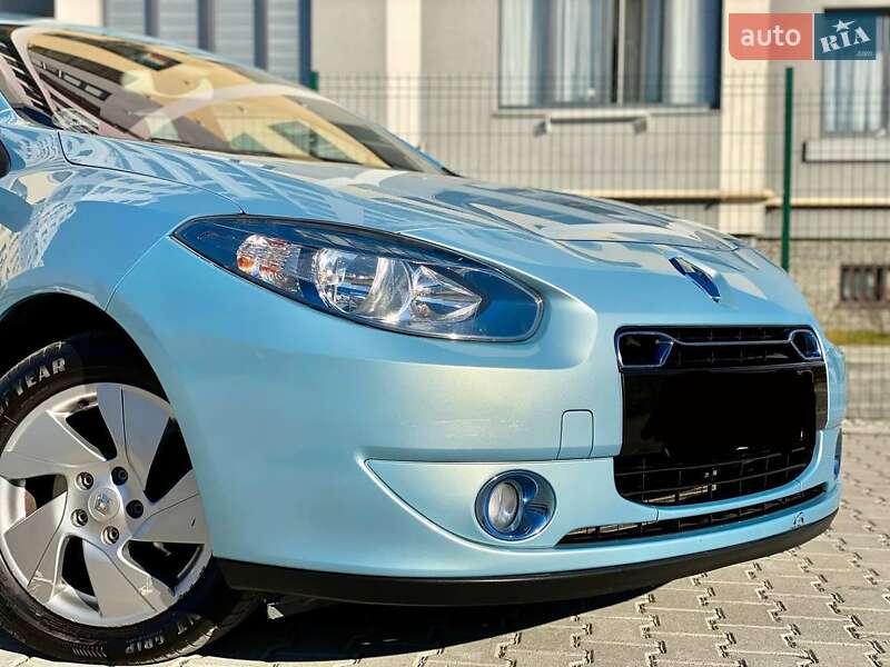 Седан Renault Fluence 2012 в Калуші