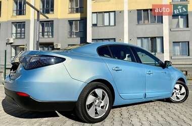Седан Renault Fluence 2012 в Калуші