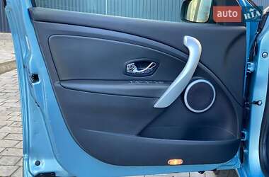 Седан Renault Fluence 2012 в Калуші