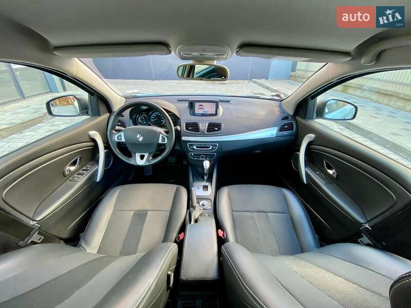 Седан Renault Fluence 2012 в Калуші
