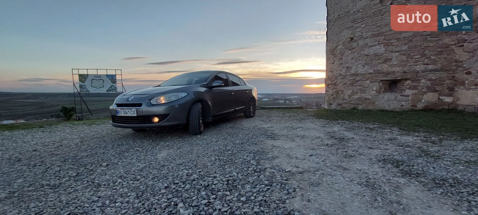 2010 Renault Fluence - мініатюра 6