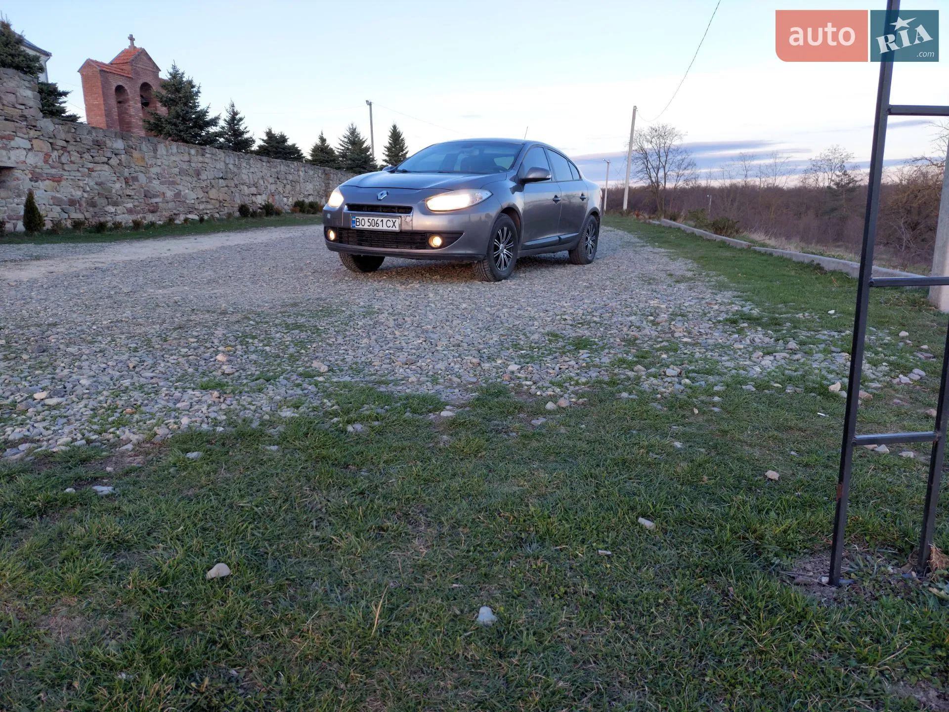 2010 Renault Fluence - мініатюра 12