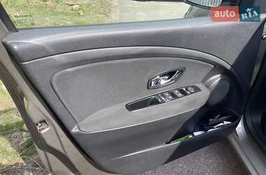 Седан Renault Fluence 2014 в Чернигове