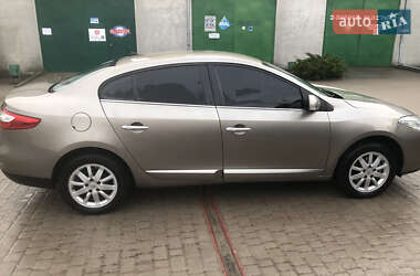 Седан Renault Fluence 2010 в Тернополе