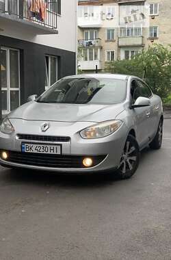 Седан Renault Fluence 2010 в Кременце