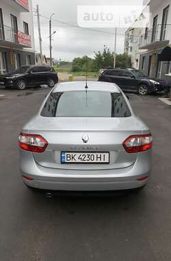 Седан Renault Fluence 2010 в Кременце