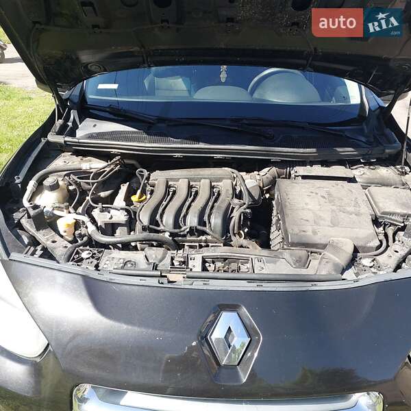 Седан Renault Fluence 2011 в Кривом Озере