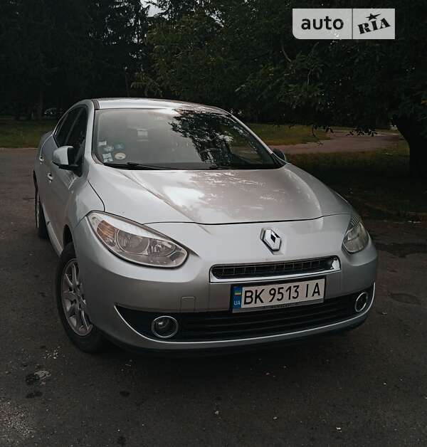 Седан Renault Fluence 2010 в Дубно