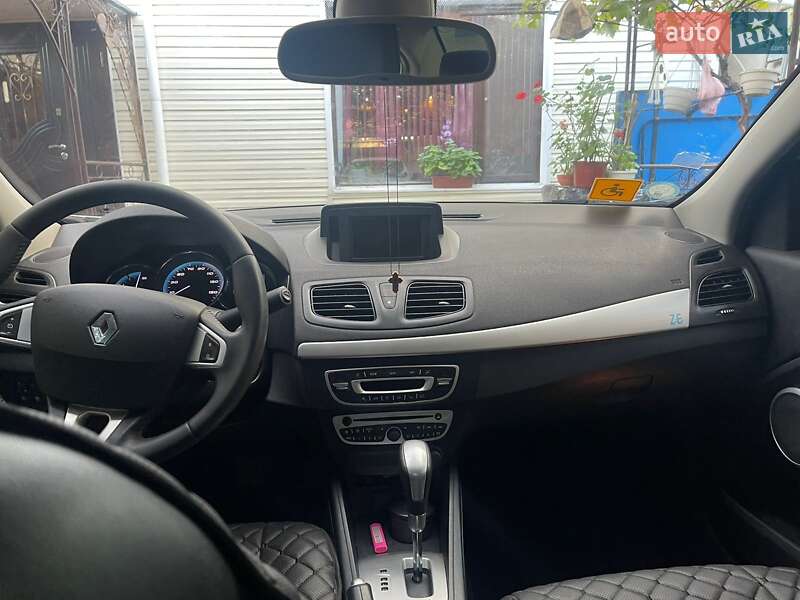 Седан Renault Fluence 2011 в Одессе